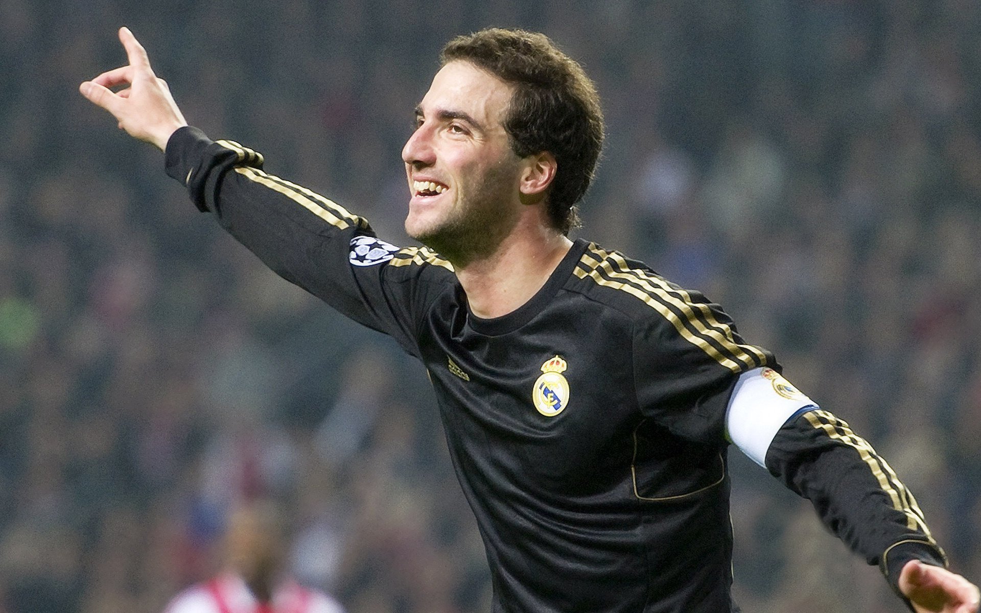 英超疯狂脚球:攻势凌厉让人窒息,英超read